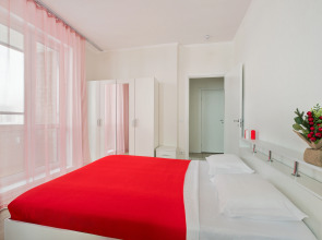 Апартаменты MaxRealty24 на Просторной 14