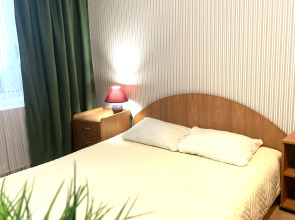 Апартаменты Квартира недалеко от Центра