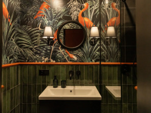 Апартаменты Новые Дизайнерские с Видом на Верхнее Озеро