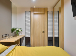 Апартаменты бульваре Десантника Вадима Чугунова 3