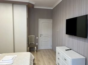 Квартира 8 Просторная 2-к в р-не Дельфинария - до моря 10 мин