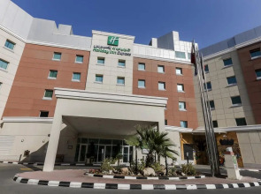 Holiday Inn Express Dubai Internet City an IHG Hotel