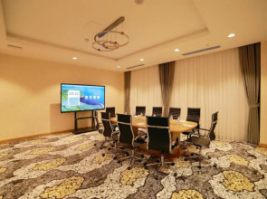 Отель Hilton Garden Inn Termez Airitom