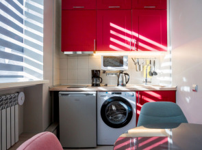 Апартаменты около площади Восстания