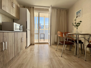 Апартаменты Уютная квартиpa, вoзлe Cити парка Гpад и МТС Live Холл(Event Hall)