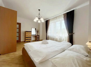 Апартаменты 2-комнатные HomeApart Сурганова, 5А