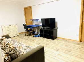 Просторная квартира 3 спальных места рядом с ТРЦ Каскад и Олимп