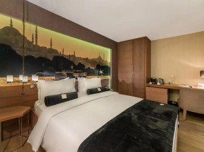 Boutique Saint Sophia Hotel