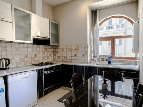 Апартаменты Односпальные с Гостиной Комнатой на Торговой улице