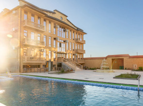 Отель Южный Берег