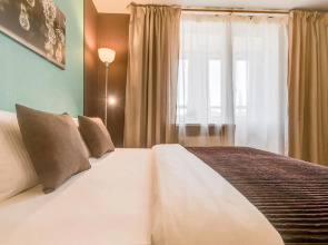 Апартаменты на Оптиков 45