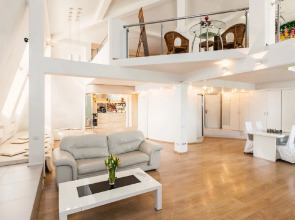 Апартаменты Роскошный Пентхаус на Взлетке