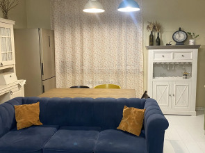 Квартира душевная евродвушка с видом на озеро