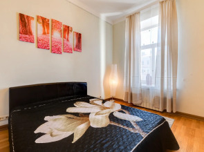 Апартаменты Грибоедова 38