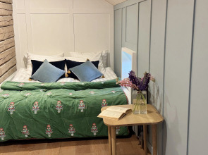 Отель Коттедж в лесу "Someroya"