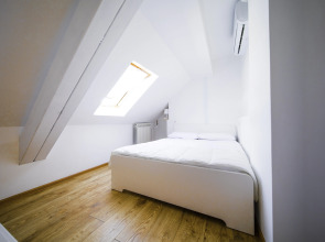 Хостел New Generation Hostel Belgrade Center