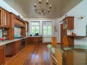 Апартаменты на Цюрупы 7