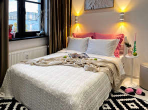 Апартаменты Granada Новая Cтудия в центральной части города на Набережной Обводного канала