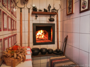 Отель Гостиничный рыболовно-охотничий комплекс Александровский Причал