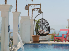 Hotel TEK HAN KUMKUYU