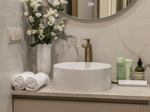 Квартира Moscow Deluxe Apartments Grand Residence SLAVA