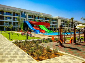 Отель Courtyard Long Beach Holiday Resort