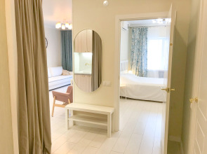 Апартаменты Светлая квартира на берегу залива