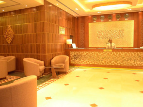 Отель Nejoum Al Emarate