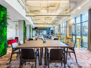 Отель Qubus Lodz