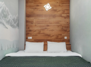 Апартаменты Дизайнерская студия около подъемника