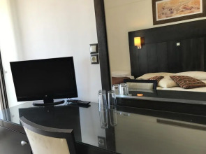 Отель Hanioti Grandotel