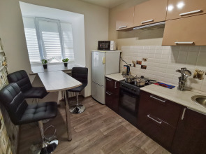 Апартаменты Сутки как дома на Сафьяновых 22