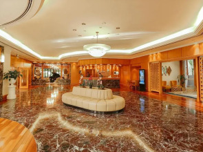 Отель Dubai Marine Beach Resort & Spa