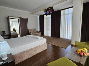 Отель Grand Turon Plaza