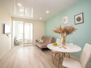 Евро-двухкомнатная квартира BeGuest на Чкалова 18