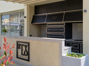 Апарт-отель Stylo Residences & Suites