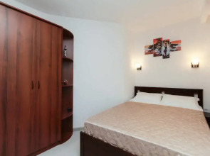 Апартаменты Домант Орджоникидзе 33 (1)