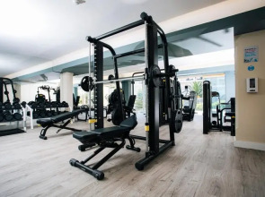 Отель The Views Oasis - Family Friendly