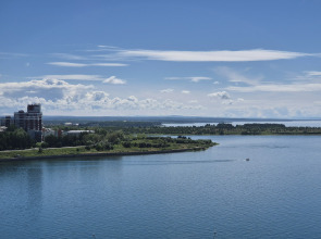 Апартаменты MORE и SPA c сауной и видом на реку