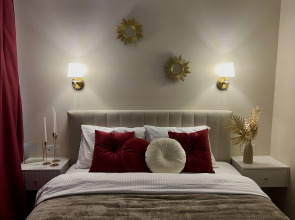 Апартаменты Дизайнерская квартира в Жк Российский с панорамной лоджией