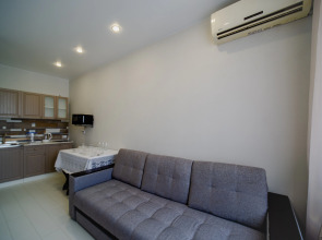 Апартаменты Евродвушка на Красных Партизан