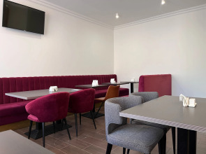 Мини-отель СуперХостел на Невском 130