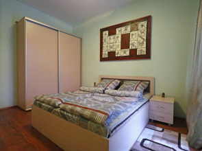 Квартира Granada Красивая евро-двушка в центре города