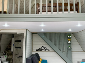 Частный дом Отражение гор