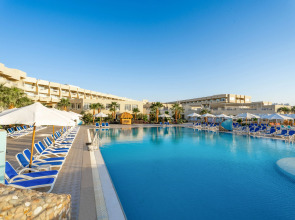 Seven Seas Jolie Bay