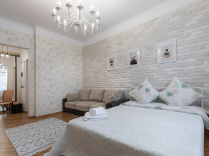 Квартира Трехкомнатная квартира с видом на город