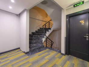 The Great Airport Hotel