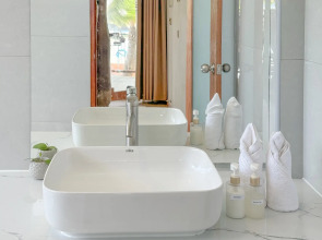 Lagoon Villa Thoddoo