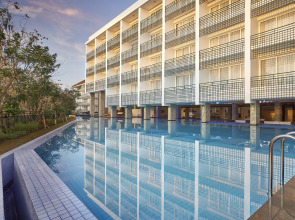 Отель The Sintesa Jimbaran