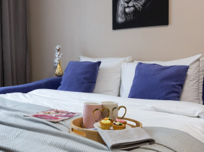 Апартаменты Life Apartments с балконом